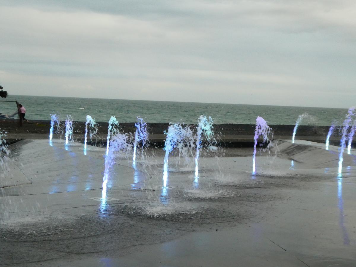 Hotel Sea Breeze à Napier Extérieur photo