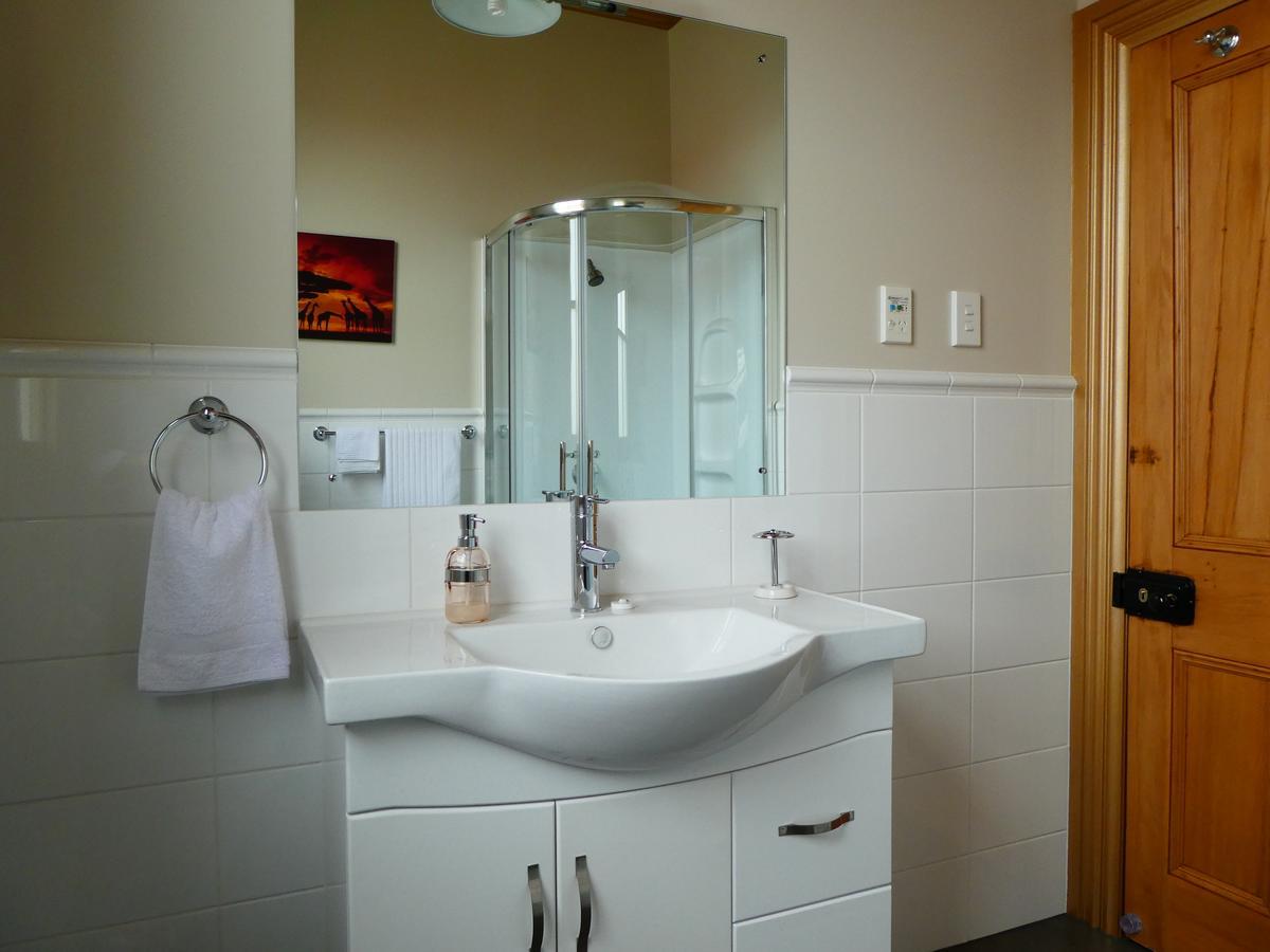 Hotel Sea Breeze à Napier Extérieur photo